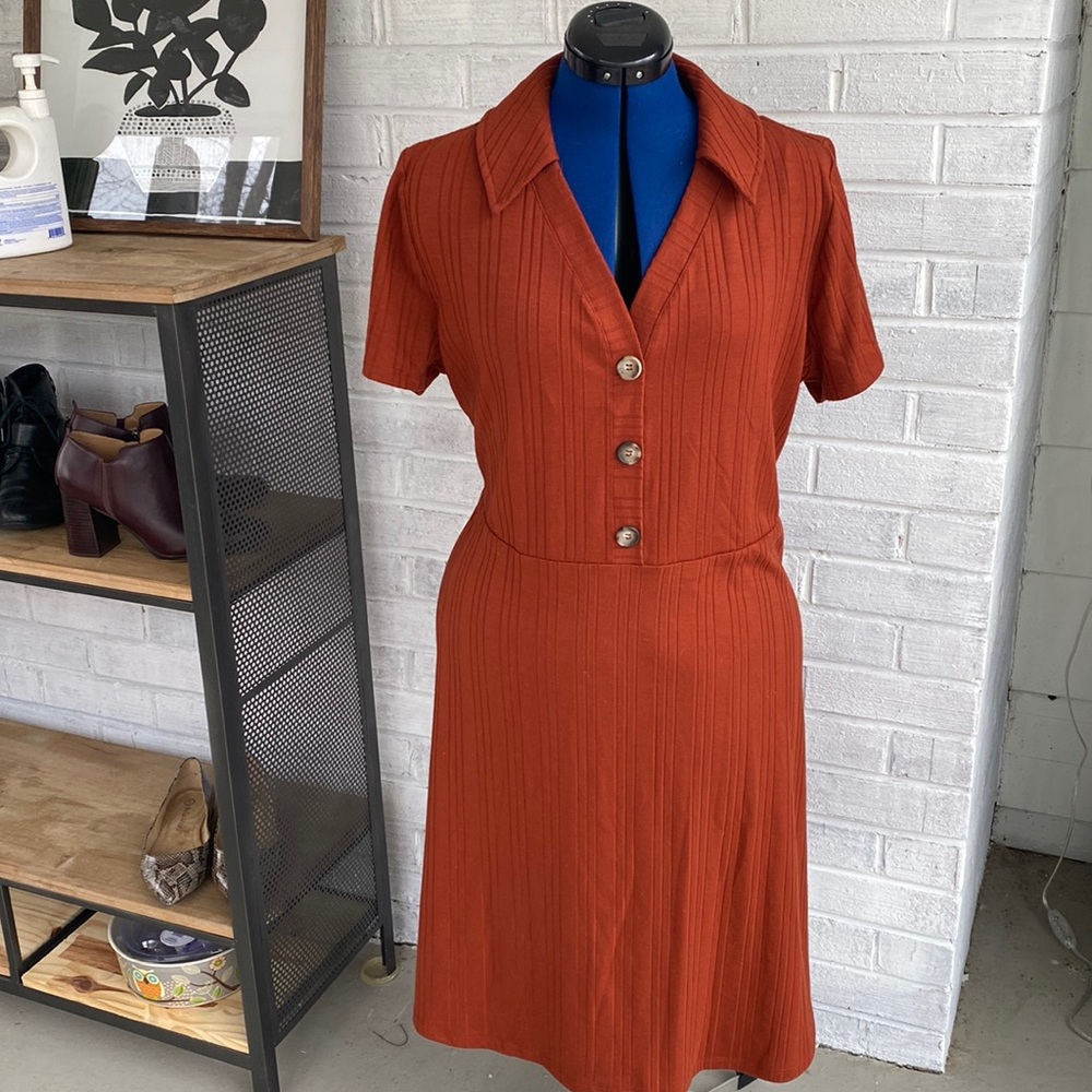 Size 1X Addition Elle brand fit and flare retro-style dress!